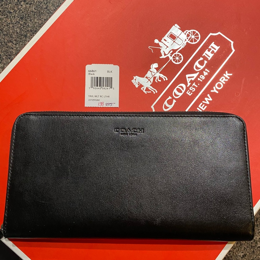 Coach, Black leather, men’s travel zip wallet - Picture 1 of 5